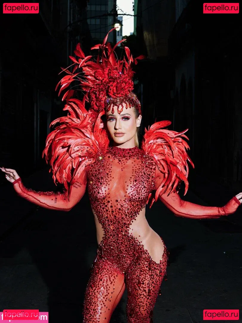 Bruna Griphao Onlyfans Photo Gallery 