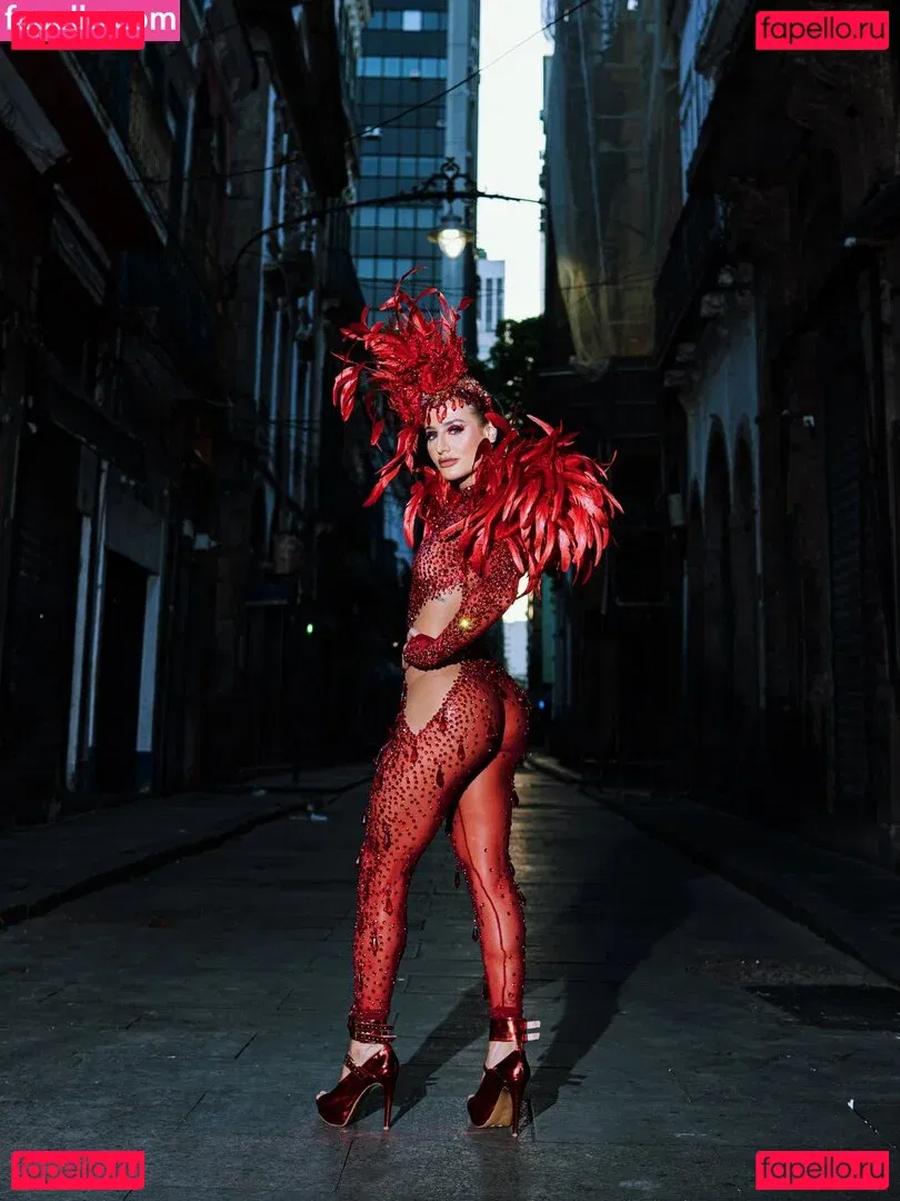 Bruna Griphao Onlyfans Photo Gallery 