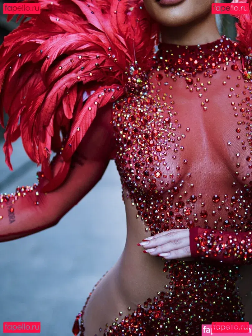 Bruna Griphao Onlyfans Photo Gallery 