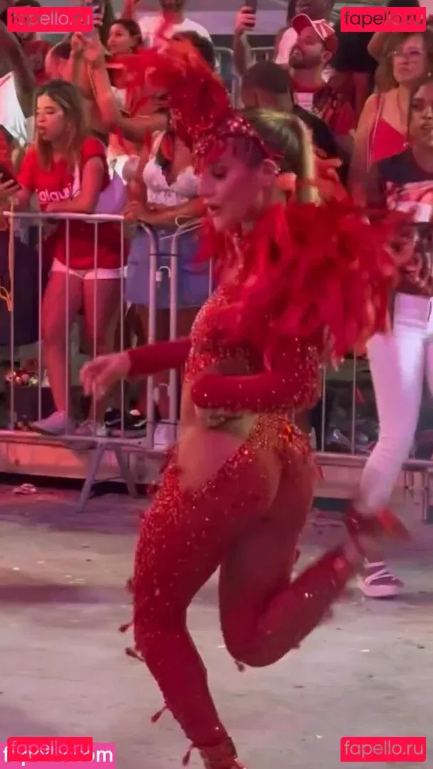 Bruna Griphao Onlyfans Photo Gallery 