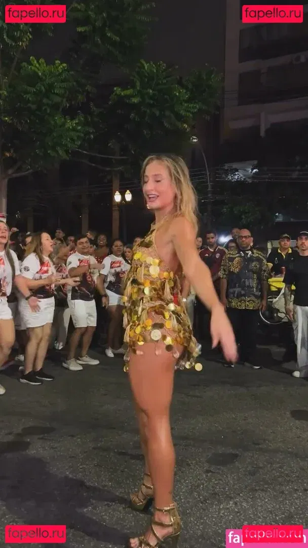 Bruna Griphao Onlyfans Photo Gallery 