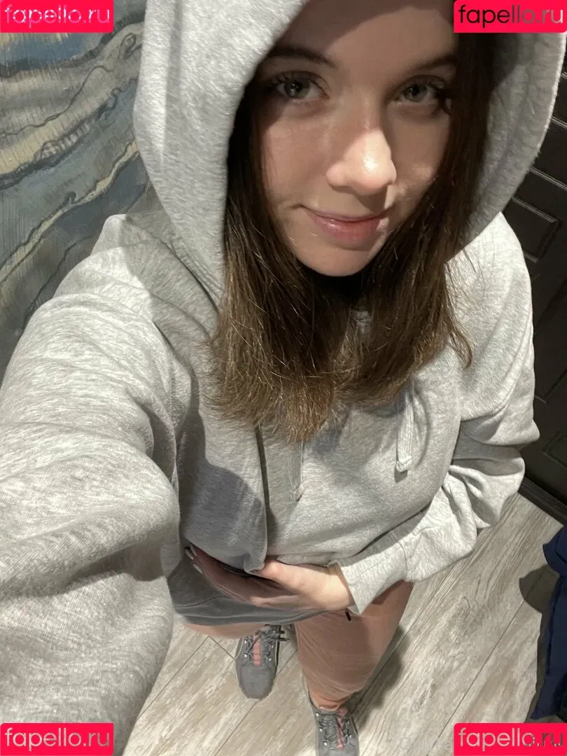 mirniy Onlyfans Photo Gallery 