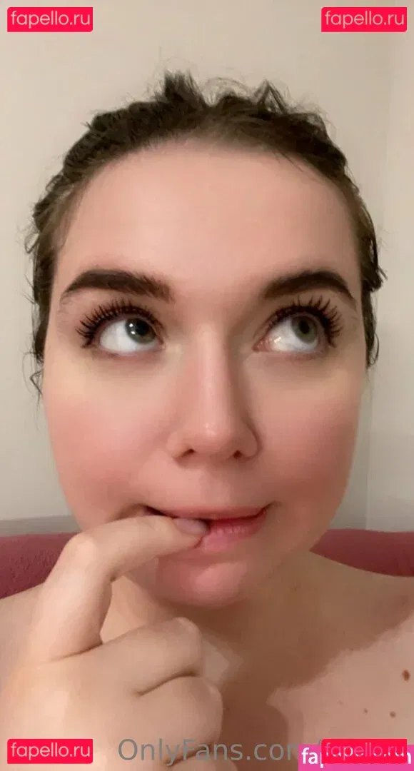 mirniy Onlyfans Photo Gallery 