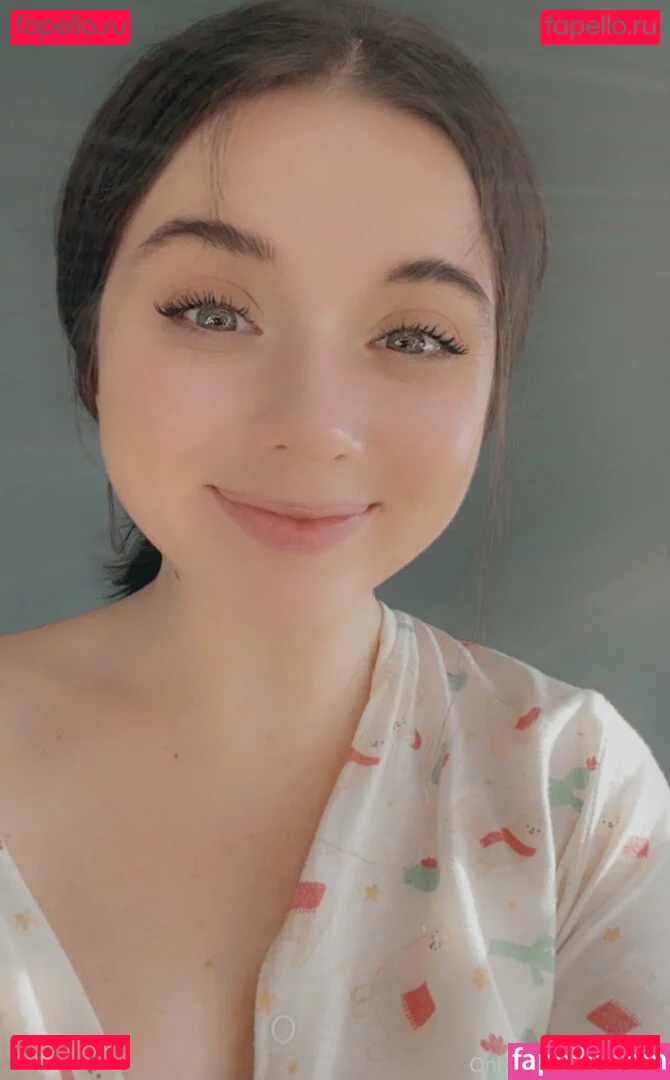 mirniy Onlyfans Photo Gallery 