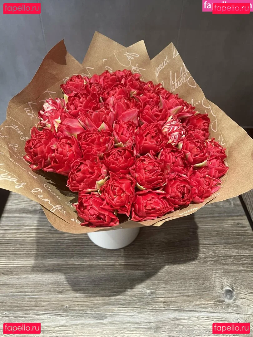 mirniy Onlyfans Photo Gallery 