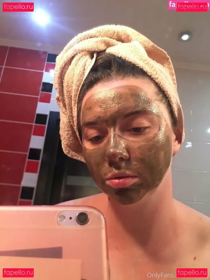 mirniy Onlyfans Photo Gallery 