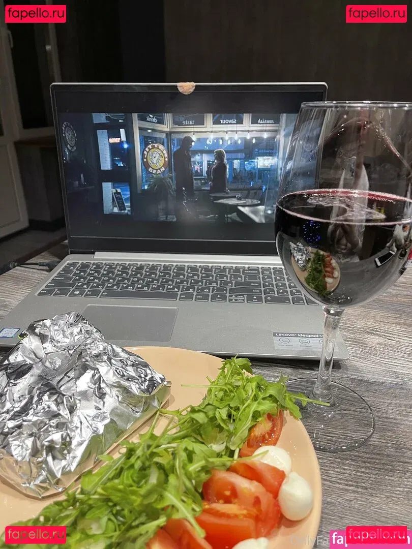 mirniy Onlyfans Photo Gallery 