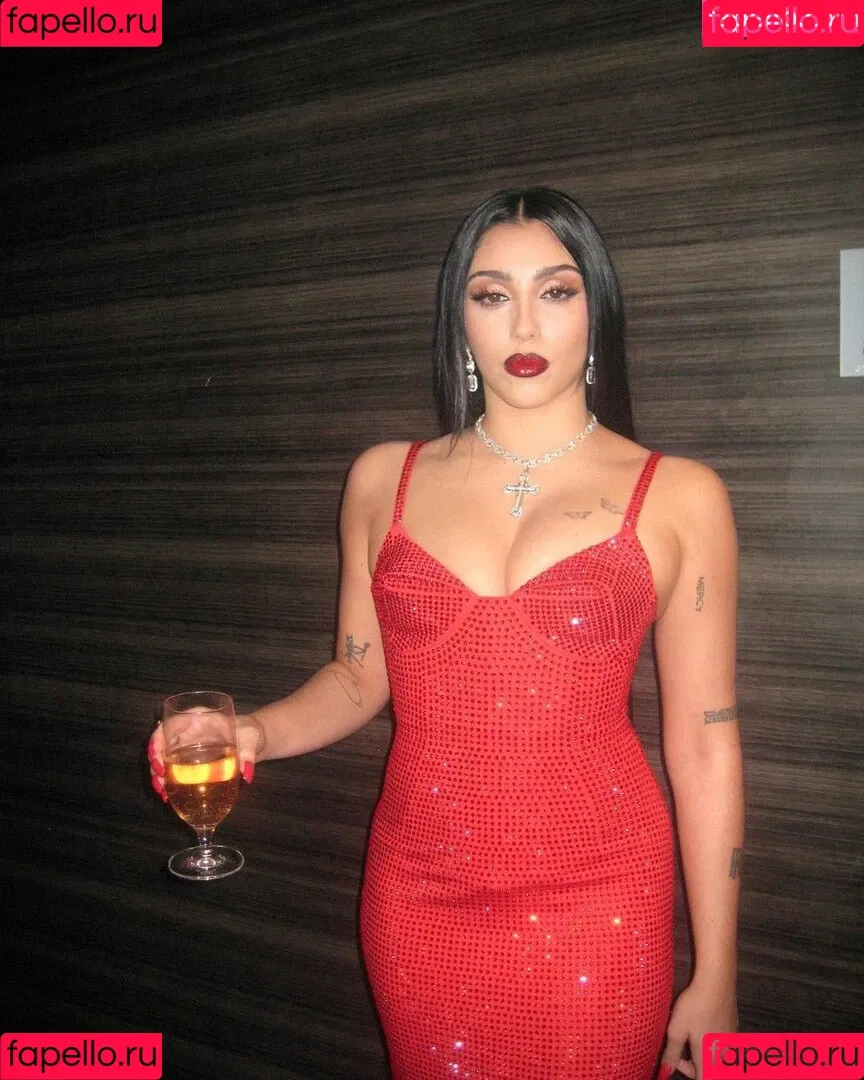 Lourdes Leon Onlyfans Photo Gallery 