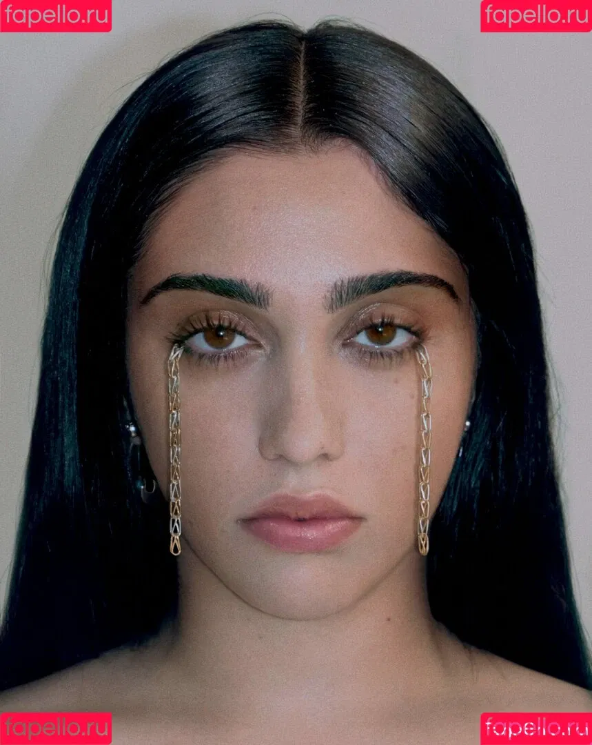 Lourdes Leon Onlyfans Photo Gallery 