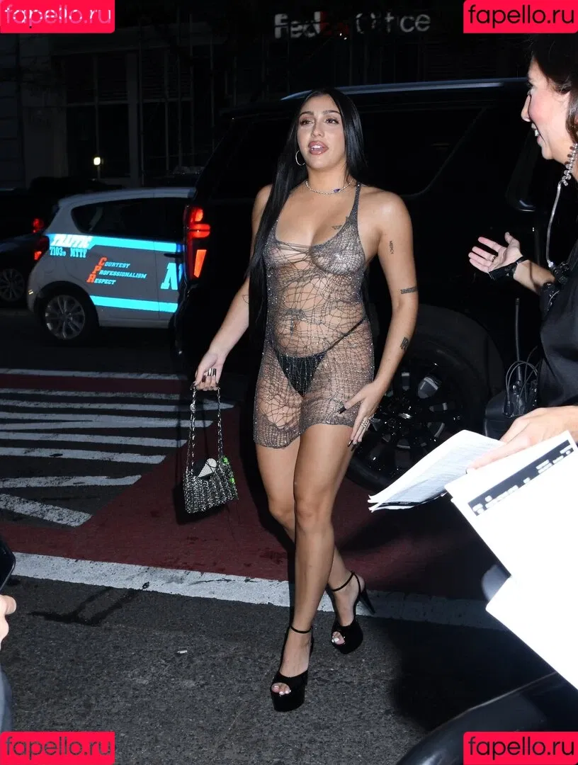 Lourdes Leon Onlyfans Photo Gallery 