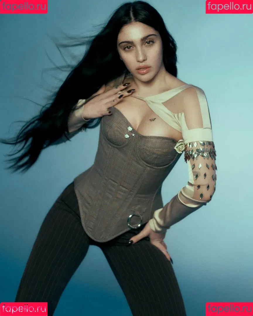 Lourdes Leon Onlyfans Photo Gallery 