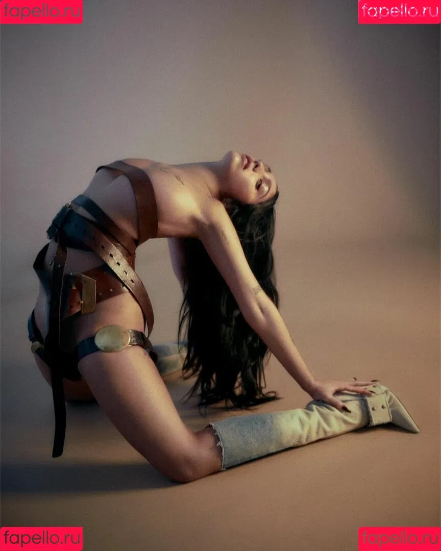 Lourdes Leon Onlyfans Photo Gallery 