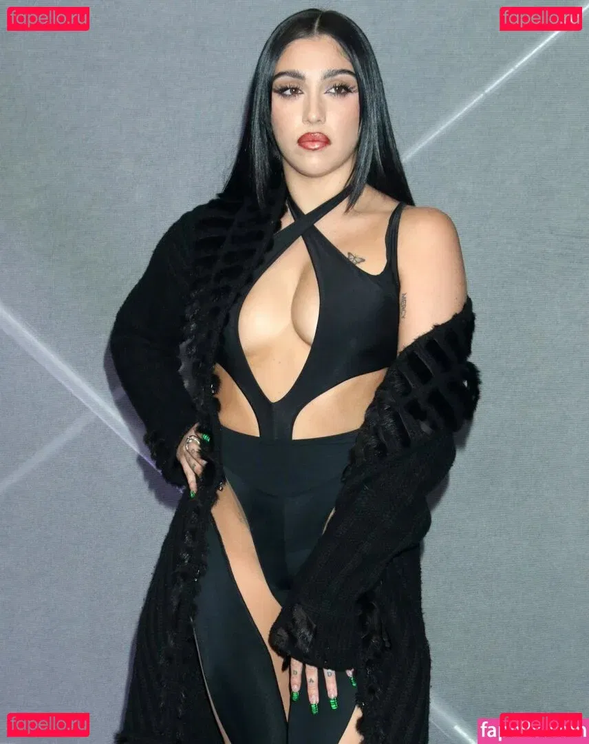 Lourdes Leon Onlyfans Photo Gallery 