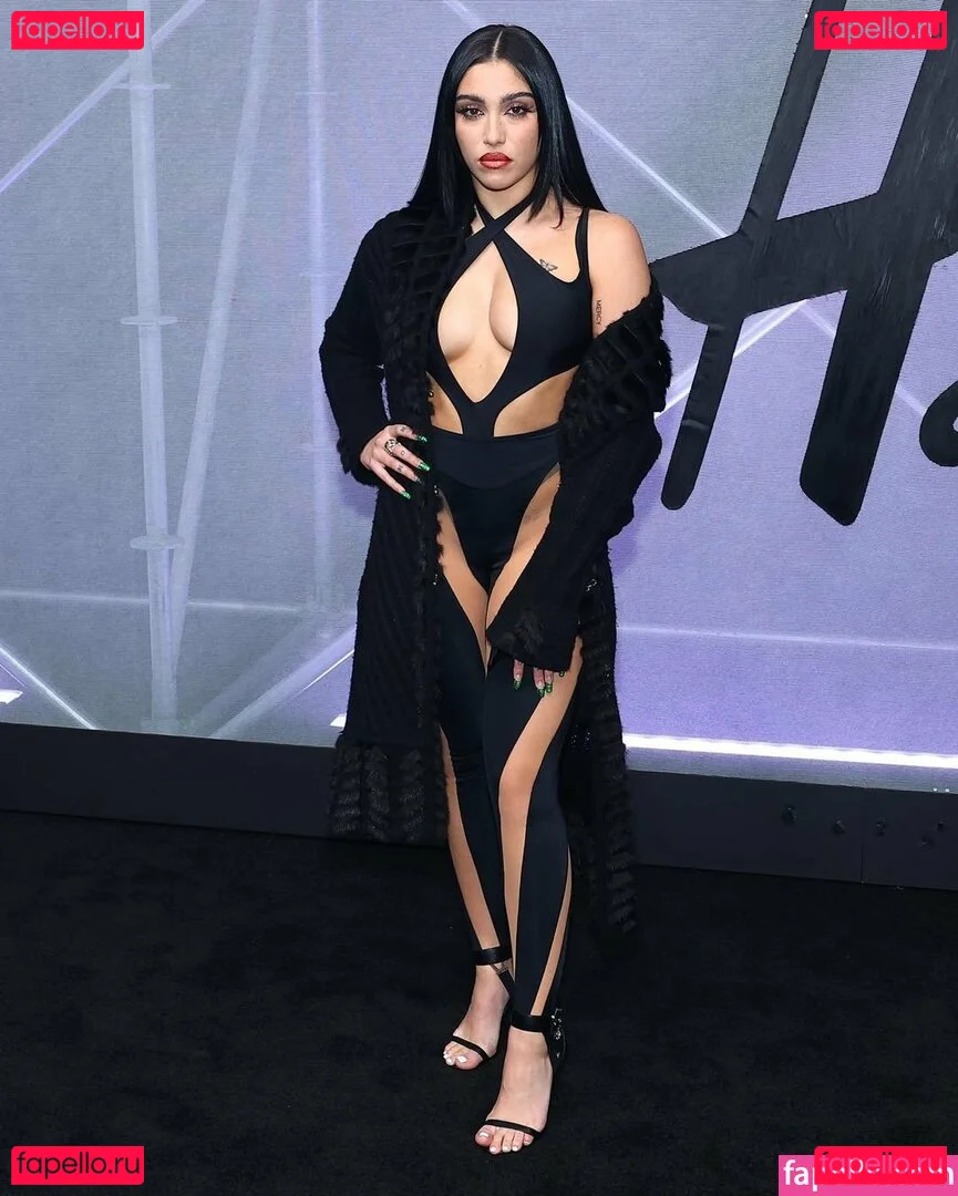 Lourdes Leon Onlyfans Photo Gallery 