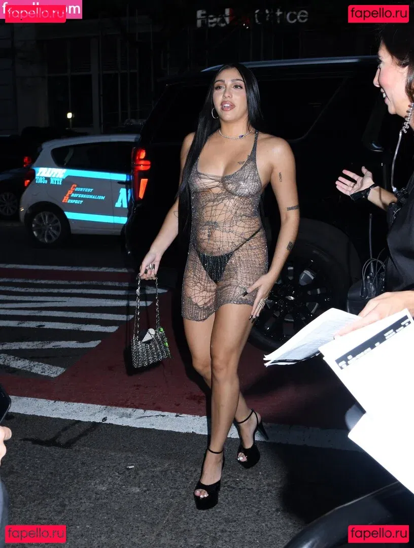 Lourdes Leon Onlyfans Photo Gallery 