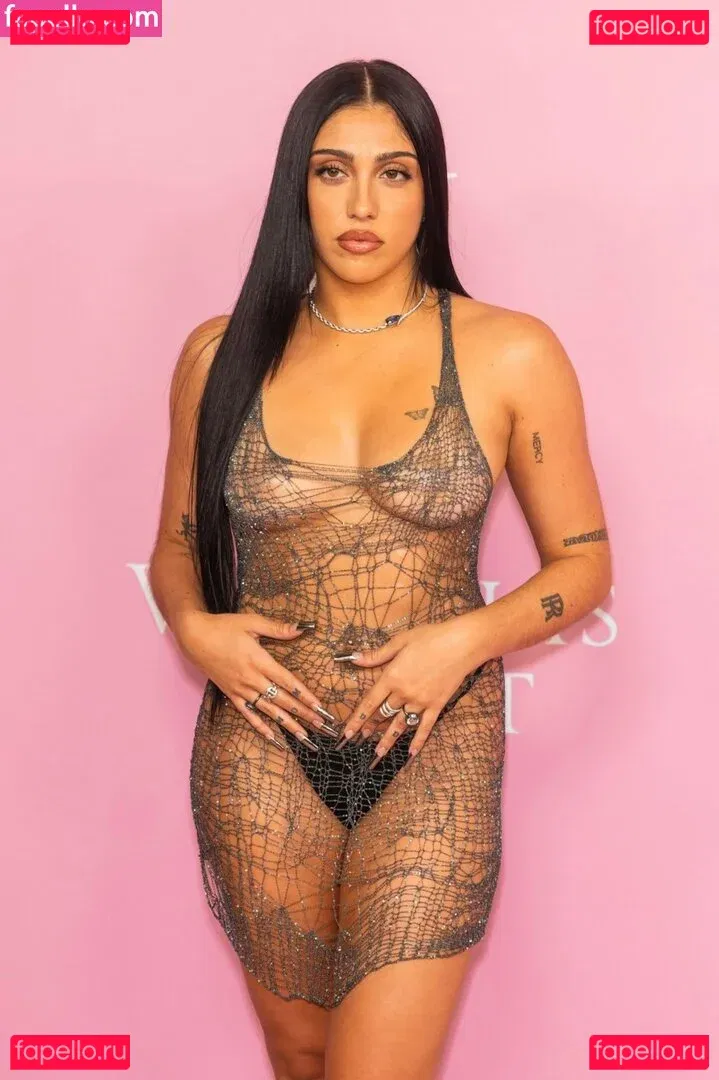 Lourdes Leon Onlyfans Photo Gallery 