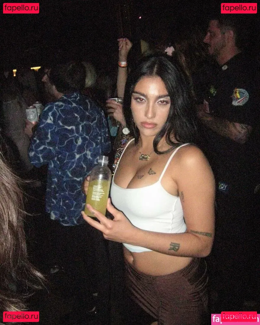 Lourdes Leon Onlyfans Photo Gallery 