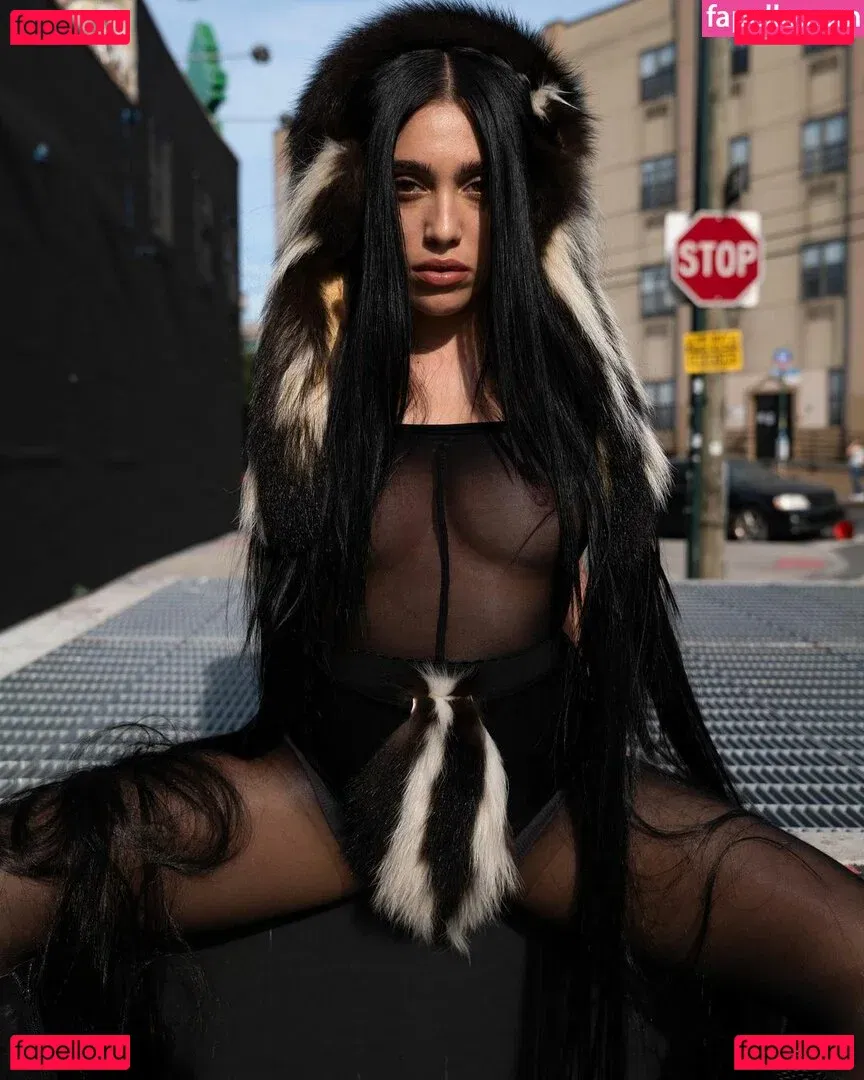 Lourdes Leon Onlyfans Photo Gallery 