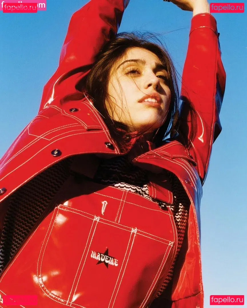 Lourdes Leon Onlyfans Photo Gallery 