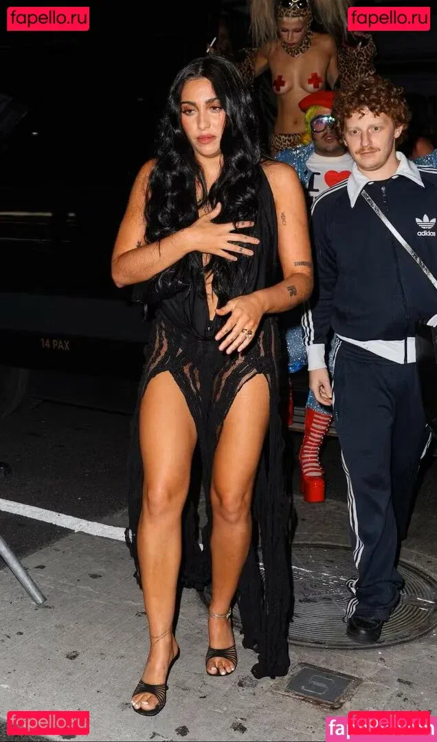 Lourdes Leon Onlyfans Photo Gallery 