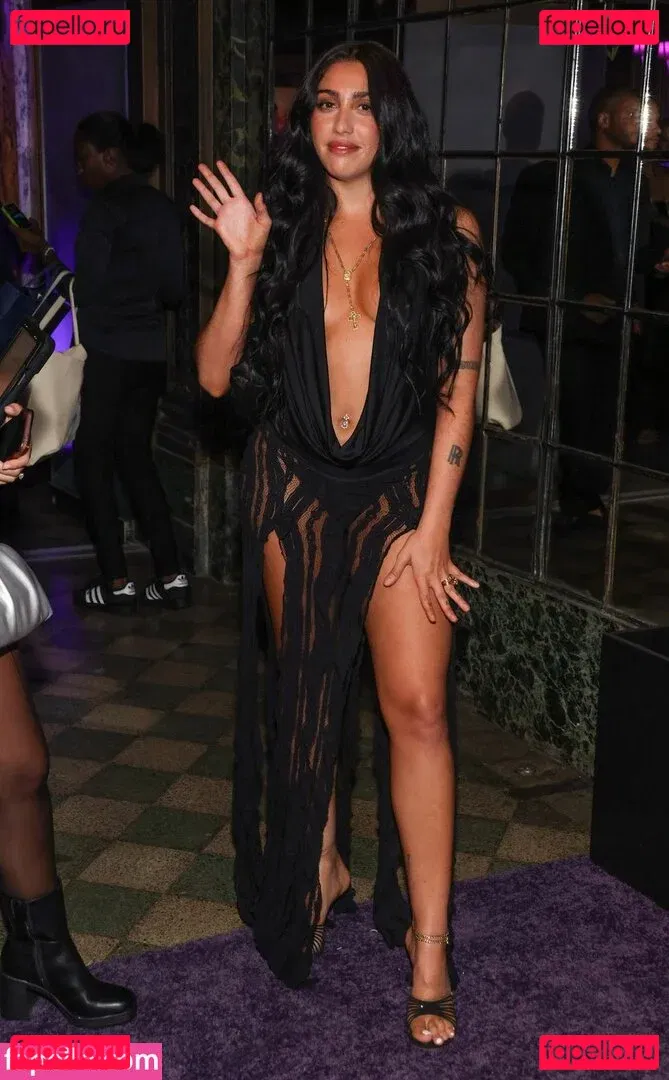 Lourdes Leon Onlyfans Photo Gallery 