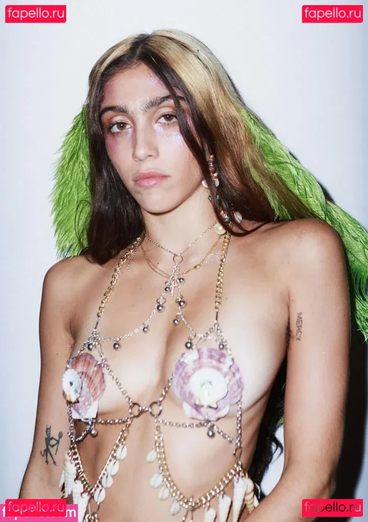 Lourdes Leon Onlyfans Photo Gallery 