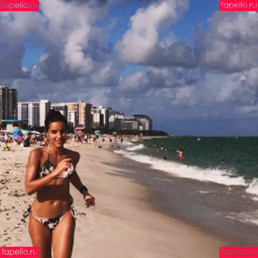 Maria Gabriela De Faria Onlyfans Photo Gallery 