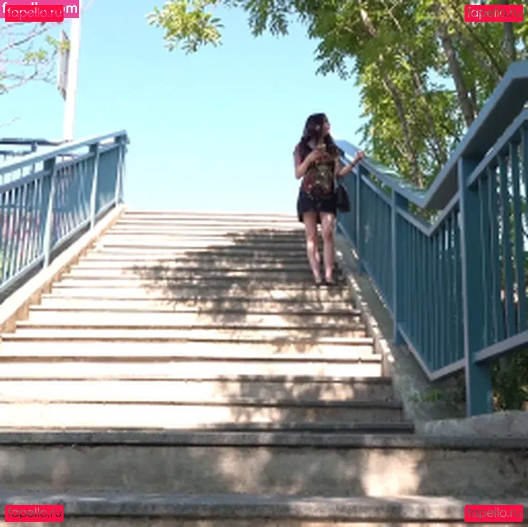 Anna De Ville Onlyfans Photo Gallery 