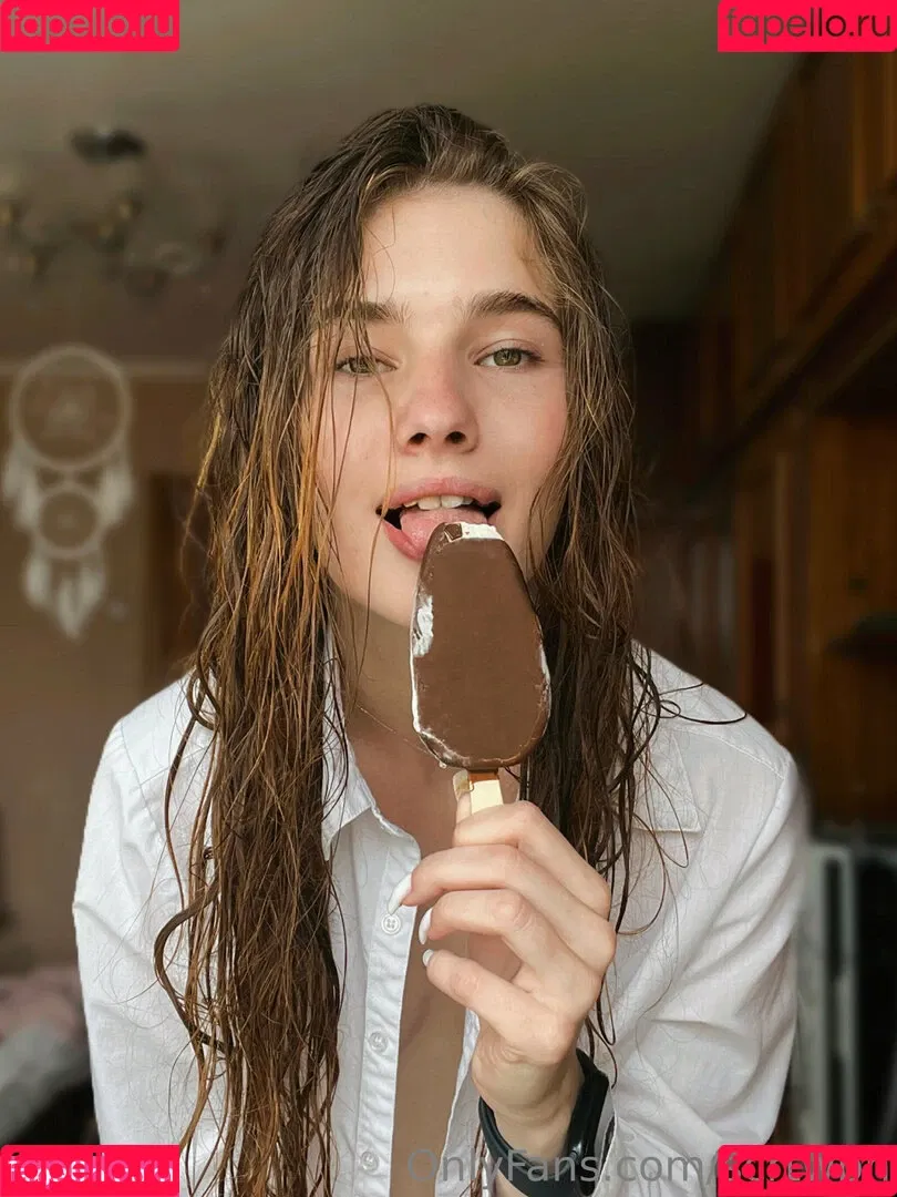 scrtwpn Onlyfans Photo Gallery 