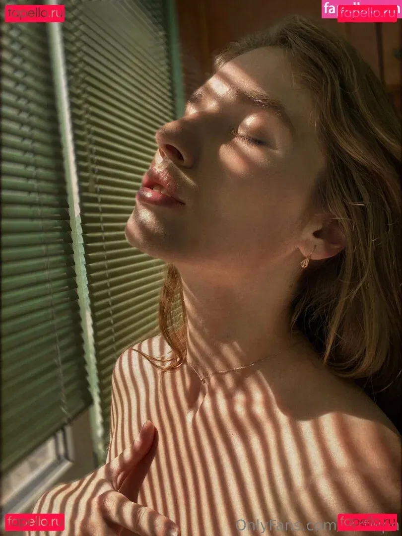 scrtwpn Onlyfans Photo Gallery 