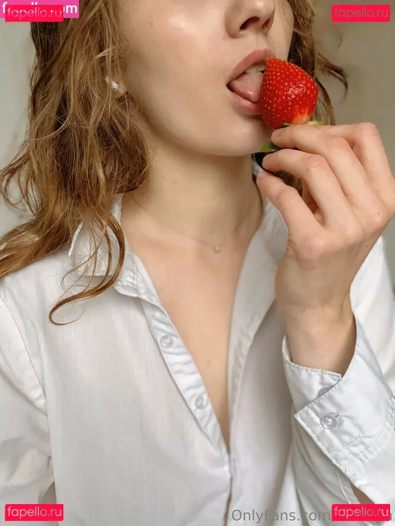 scrtwpn Onlyfans Photo Gallery 