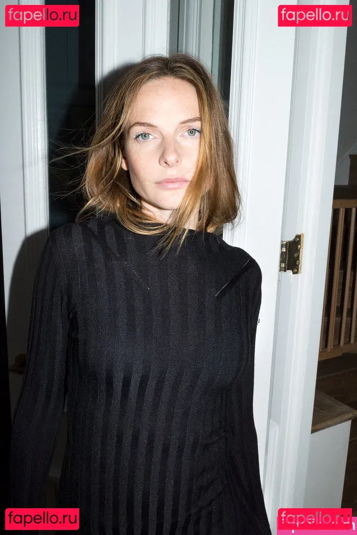 Rebecca Ferguson Onlyfans Photo Gallery 