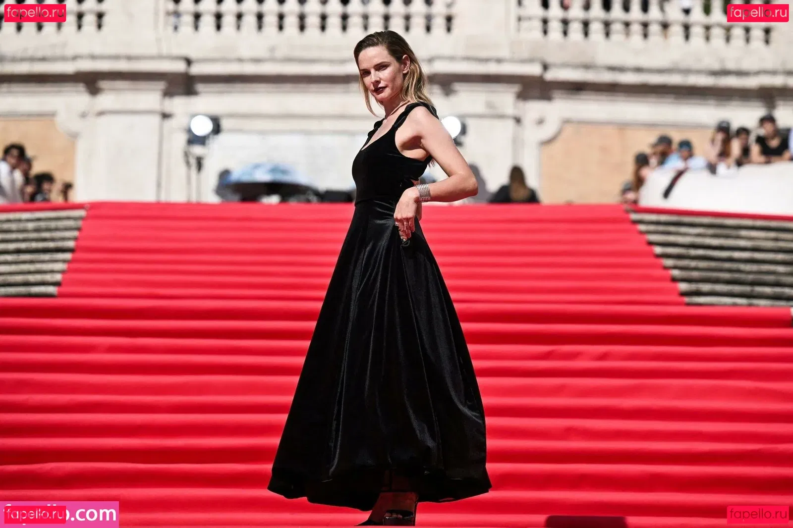 Rebecca Ferguson Onlyfans Photo Gallery 