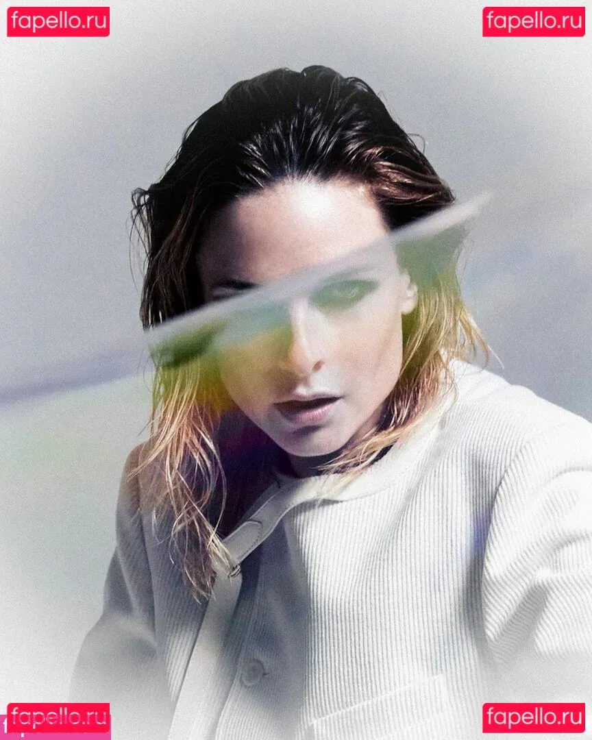 Rebecca Ferguson Onlyfans Photo Gallery 