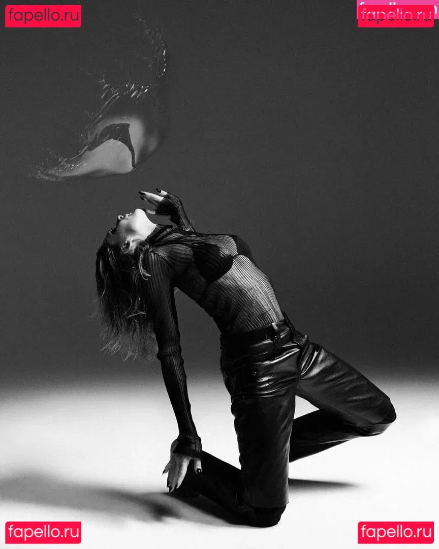 Rebecca Ferguson Onlyfans Photo Gallery 