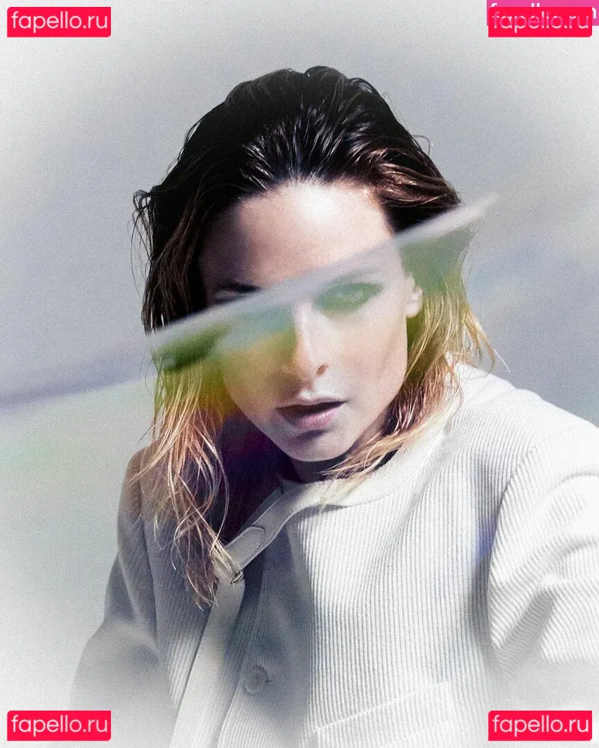 Rebecca Ferguson Onlyfans Photo Gallery 