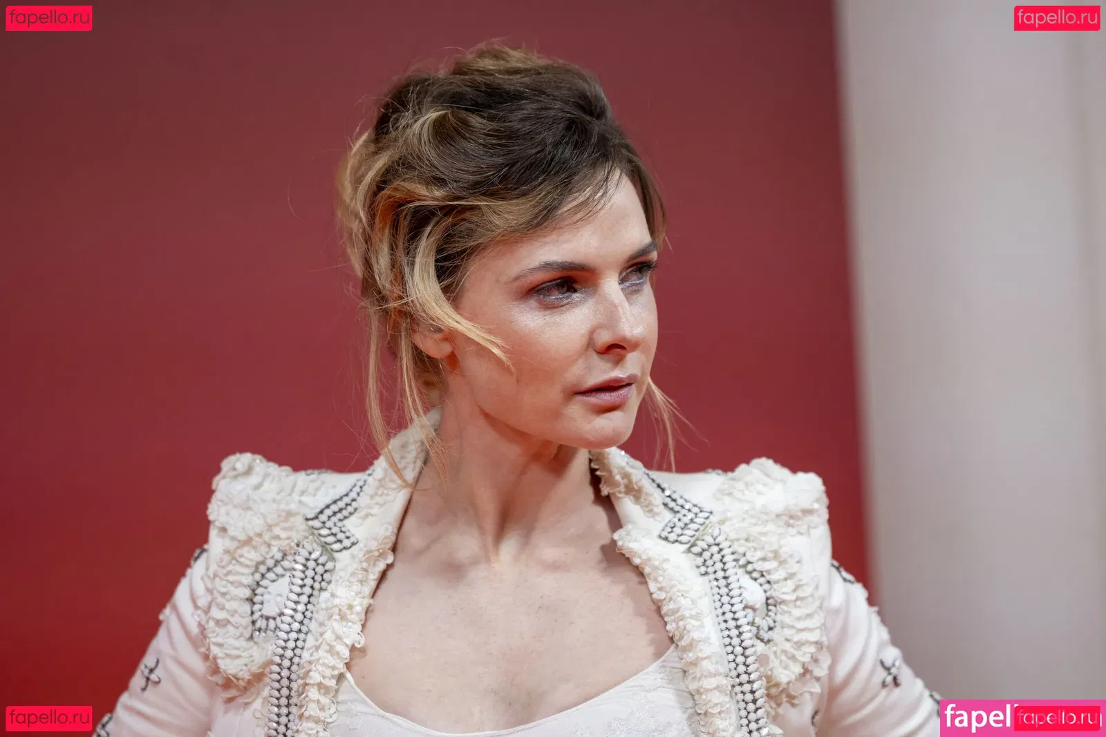 Rebecca Ferguson Onlyfans Photo Gallery 