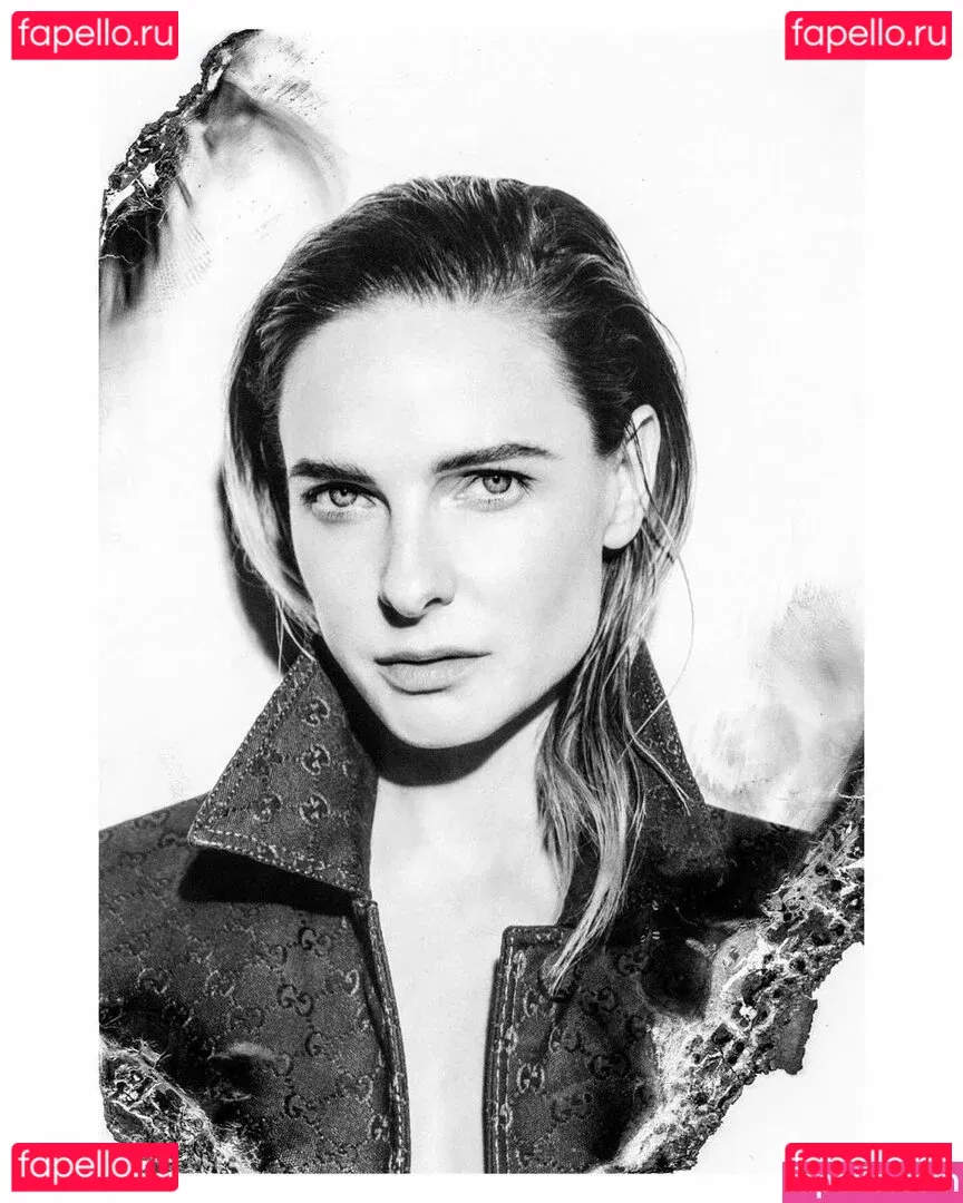 Rebecca Ferguson Onlyfans Photo Gallery 