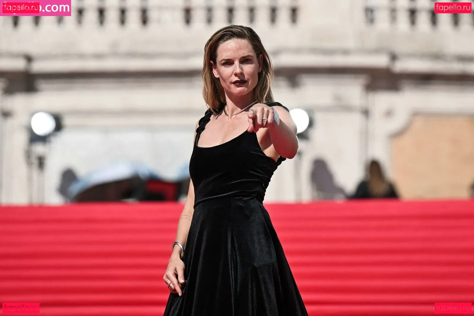 Rebecca Ferguson Onlyfans Photo Gallery 