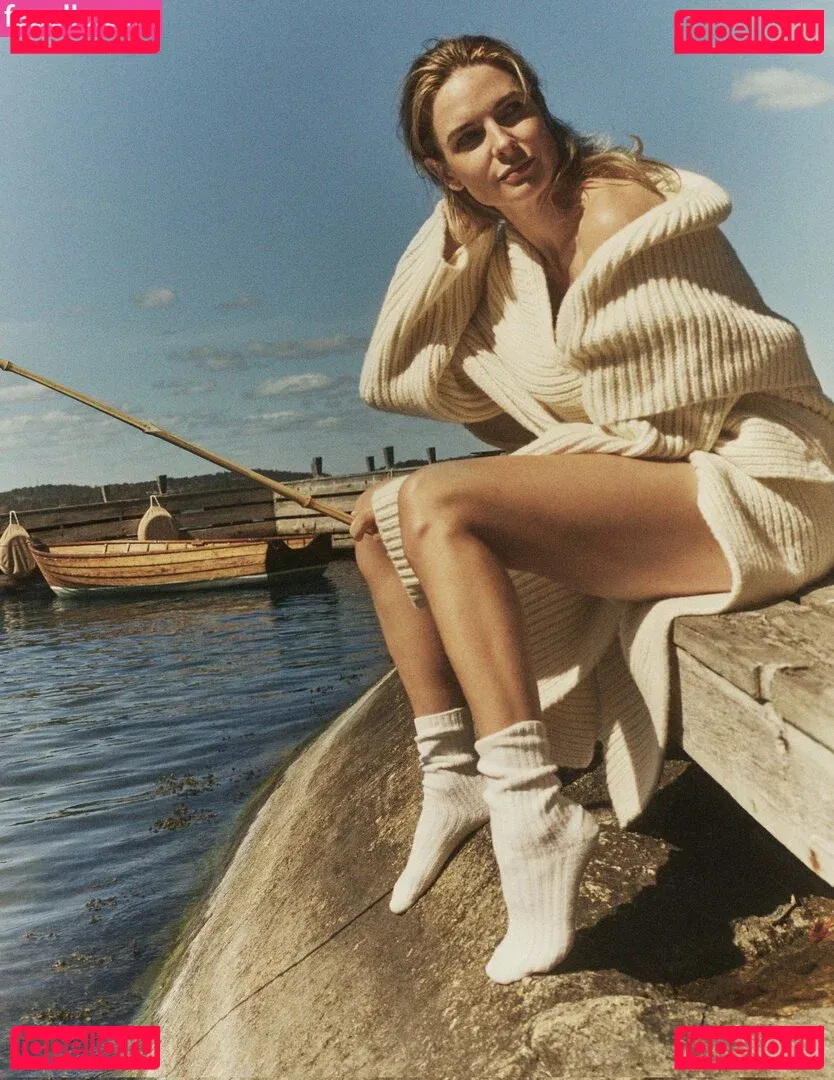 Rebecca Ferguson Onlyfans Photo Gallery 