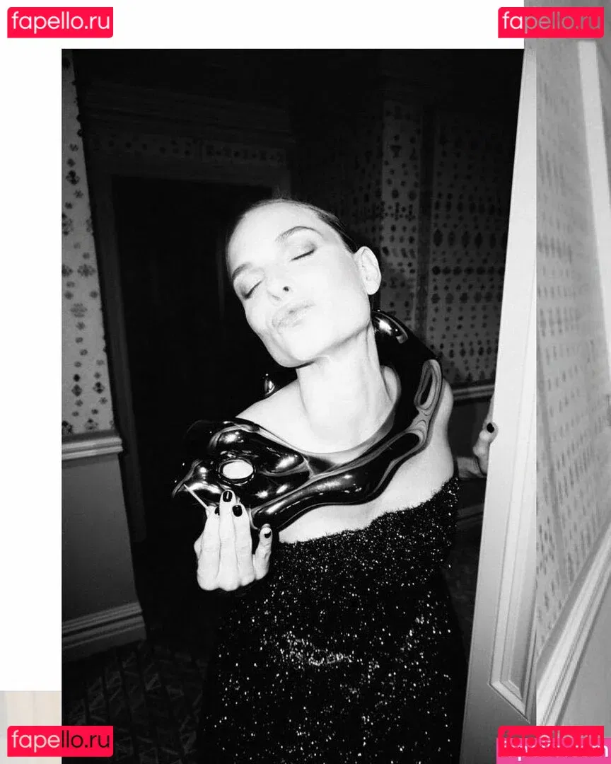 Rebecca Ferguson Onlyfans Photo Gallery 