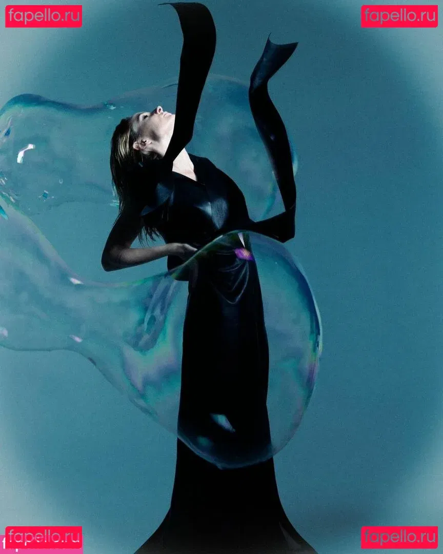 Rebecca Ferguson Onlyfans Photo Gallery 