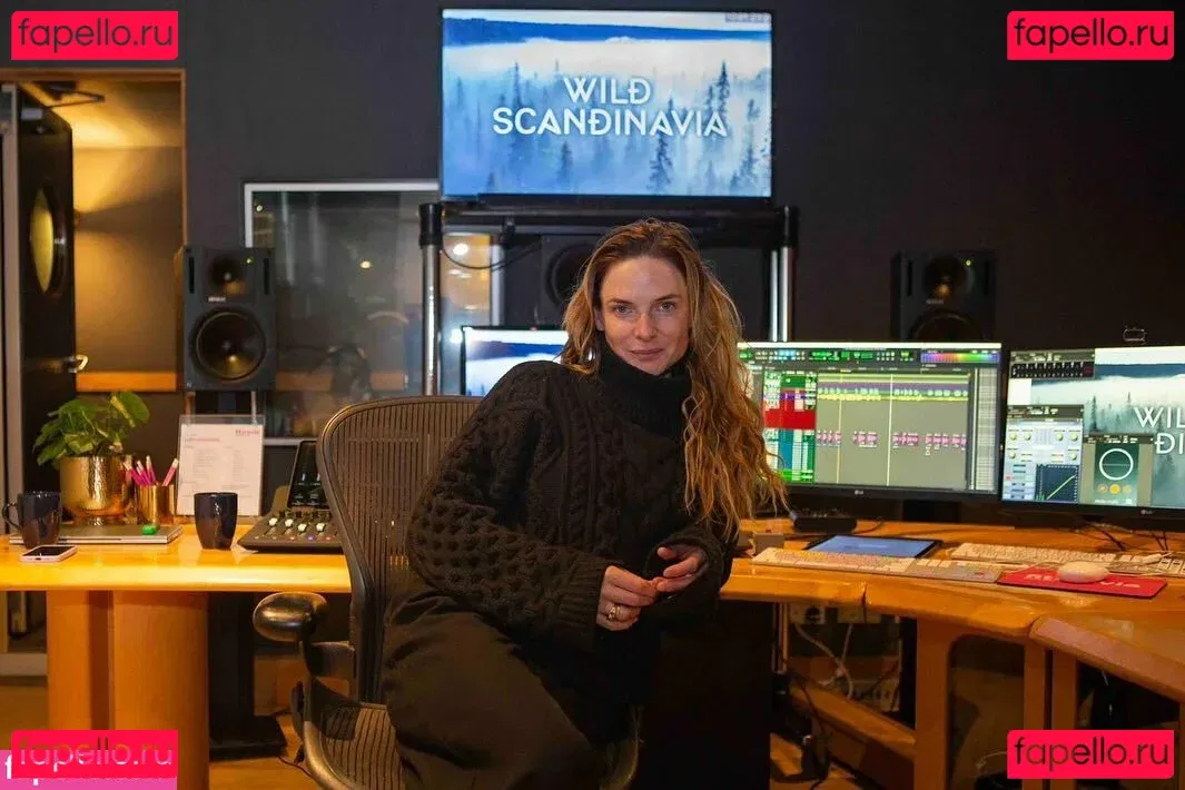 Rebecca Ferguson Onlyfans Photo Gallery 