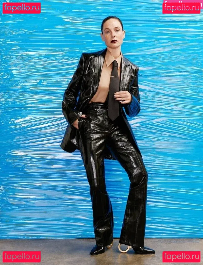 Rebecca Ferguson Onlyfans Photo Gallery 