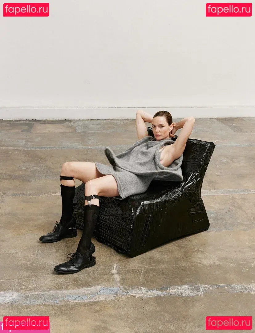 Rebecca Ferguson Onlyfans Photo Gallery 