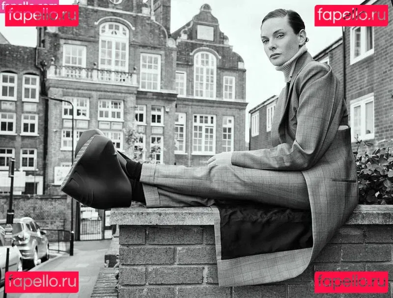 Rebecca Ferguson Onlyfans Photo Gallery 