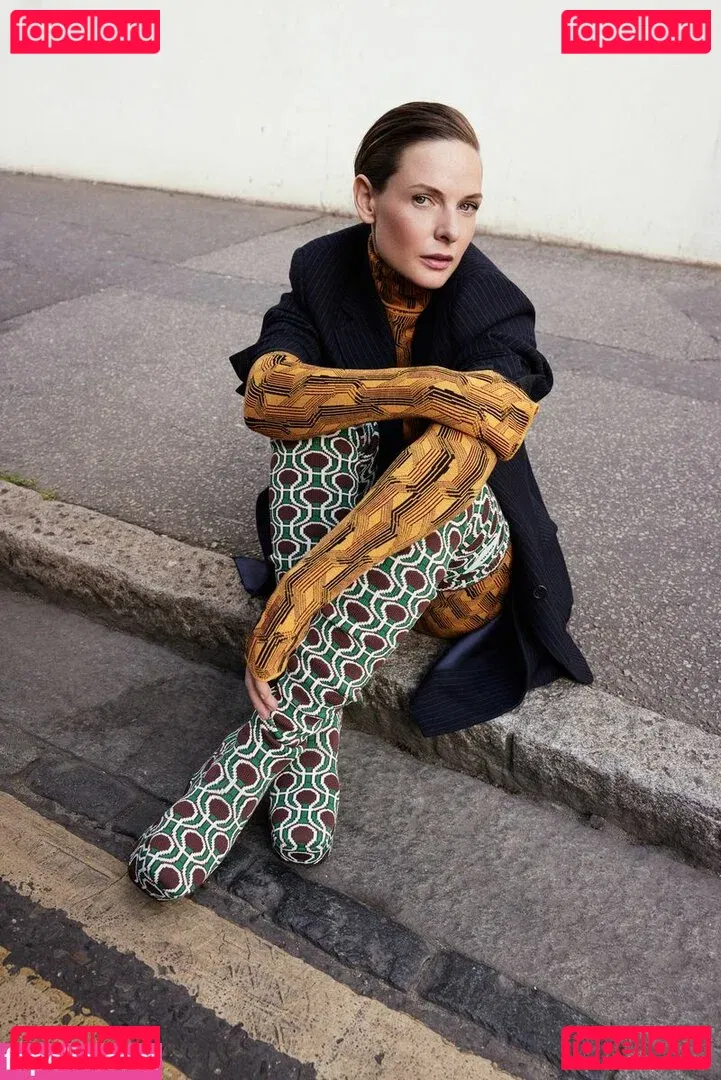 Rebecca Ferguson Onlyfans Photo Gallery 