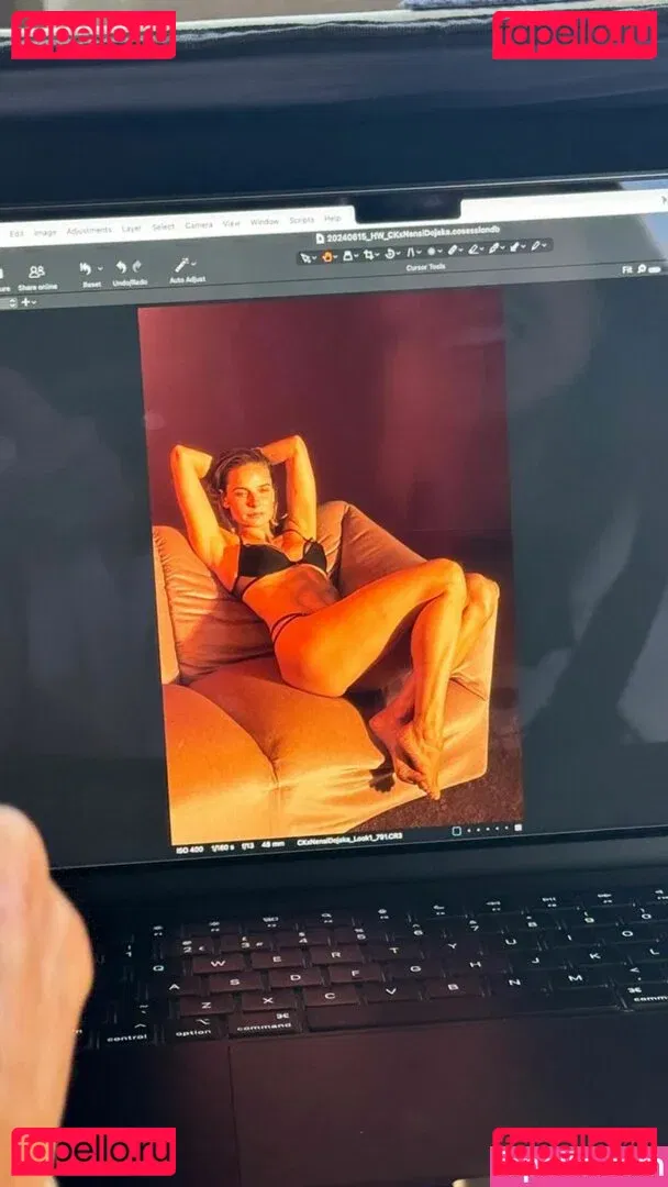 Rebecca Ferguson Onlyfans Photo Gallery 