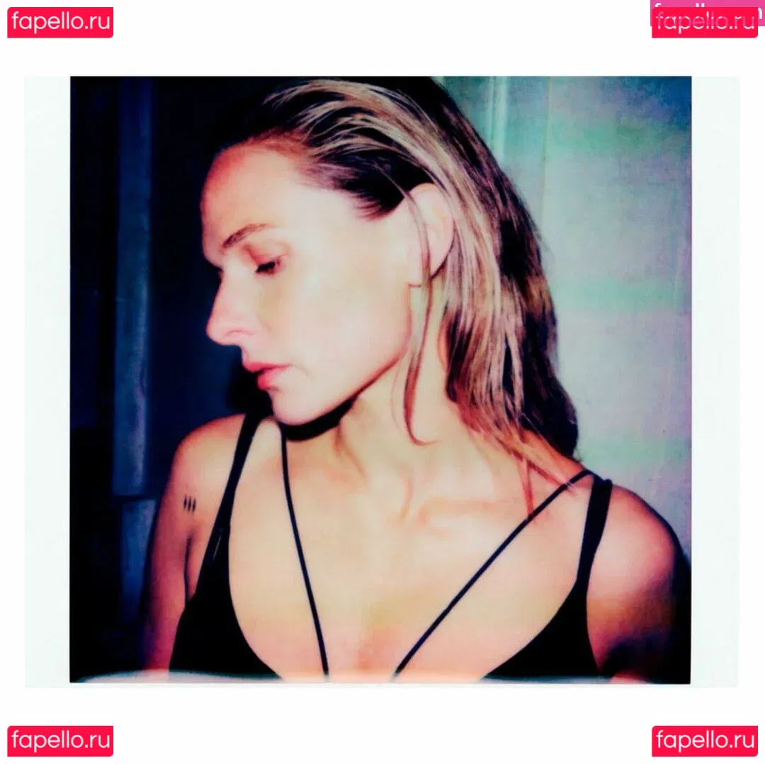 Rebecca Ferguson Onlyfans Photo Gallery 