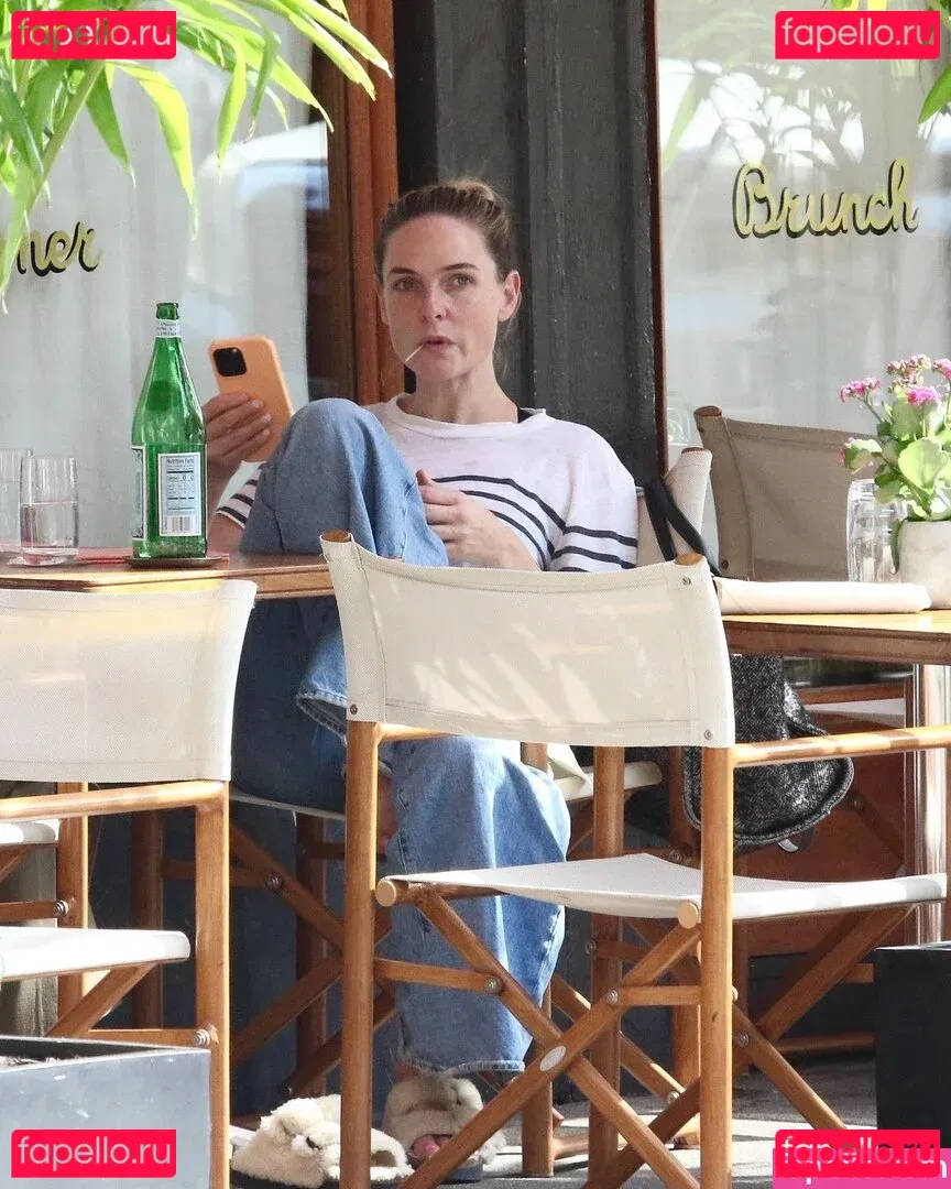 Rebecca Ferguson Onlyfans Photo Gallery 